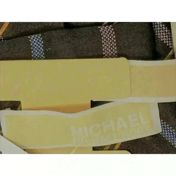 Michael Kors Tie Brown Plaid classic length NWT GIFT - Picture 3 of 3